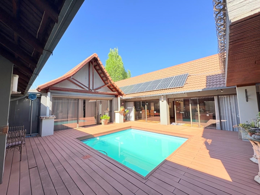 4 Bedroom Property for Sale in Woodland Hills Free State